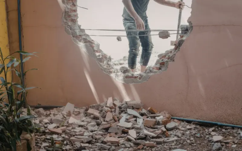 Selective interior demolition